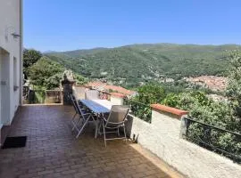 Appartement avec terrasse et belle vue sur Palalda