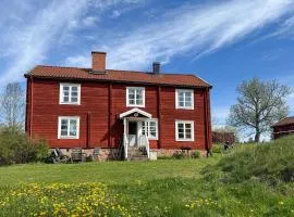 Beautiful Home In Ingatorp With Wifi