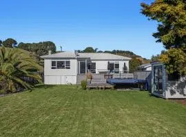 Ocean Breeze Escape - Ohope Holiday Home