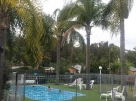 Aquarius Holiday Apartments