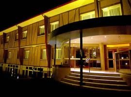 Hotel Le Saint Aubin, hotel near Vivier Golf Course, Gournay-en-Bray