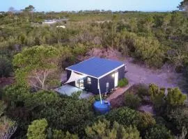 Plett Pods - Casetta del Acqua Eco Off-Grid Fynbos Cottage