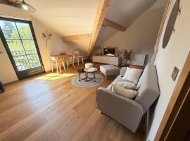 Appartement, 20m du lac Conjux, vue lac、Conjuxのホテル