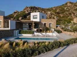 Villa Andalusia, Steps from Orkos Beach
