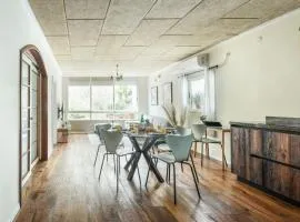Country Style Apt 2min from Beach by Sea N Rent