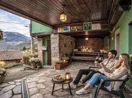 Holiday Home Berghütte mit Terrasse- Kamin und Jacuzzi by Interhome