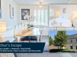 Arthurs Escape - Part of the The Bay Filey Holiday Village with pool, gym and direct beach access, pub, restaurant, tennis and meadows walks