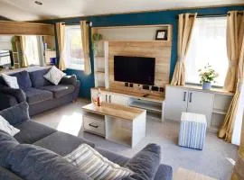 Kielder - Luxury Family Coastal Lodge - Haven, Seton Sands