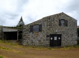 Mountain Hideaway, hotel a Almas