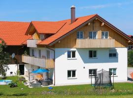 Ferienwohnungen beim Sommermader - inklusive Königscard, hotel en Nesselwang