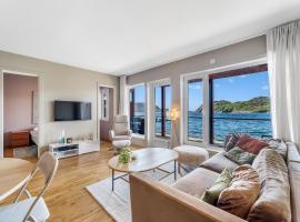 Apartment in beautiful Korshamn by the sea, Hotel in Korshamn