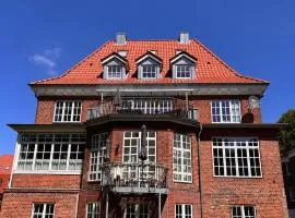 Wohnung in historischer Villa im Zentum Neumünsters