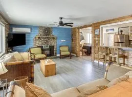 Mountain Views! High Desert Hideaway in Oynx