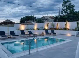 Sahara Blanc Villa - Private Pool - Loft Space