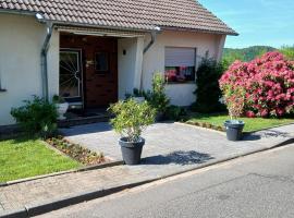 Sunrise B&B Hellenthal、ヘレンタールのホテル
