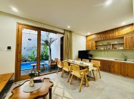 Carol Villa 2 , 5BR, Pool, My Khe Beach
