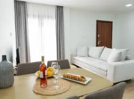 Cyclopean View Suites 1