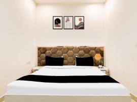 SPOT ON Lucky Hotel, hotel i Palwal