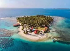 Isla Diablo San blas cabaña en la orilla del mar