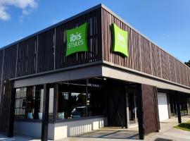 IBIS STYLES Rouen Parc Expos Zenith, hôtel à Saint-Étienne-du-Rouvray