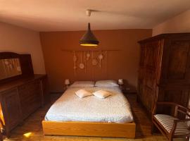 La Canàoula – hotel w mieście Bobbio Pellice