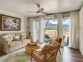 Steps to Beach & Pool! Oceanfront Waianae Studio