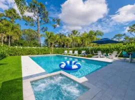Jupiter Palms Oasis Luxe PoolSpa Table Tennis!