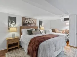 Cozy Private Suite near Lambeau Field