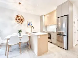 Jolie Condo Great Location 2BD presented by TripMontreal I