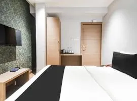 Super Hotel O Sivalika Inn