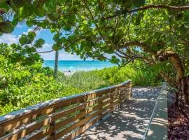 ON The Beach Juno! 3-Top Rated Villa!
