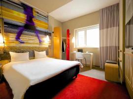Ibis Milano Centro, отель в Милане