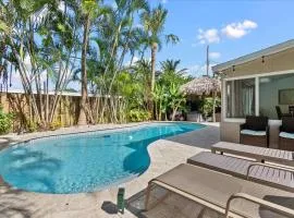 Serenity Tiki Beach House King Size Bed!