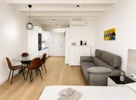 A H Rentals Picasso apartamento