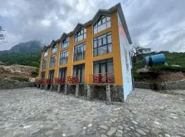 Mountain Breeze Resort Guba