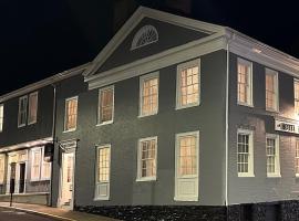 Hotel Laurance, hotel u gradu Lurej