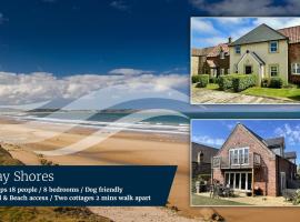 Bay Shores - 2 cottages 2 minutes apart - Part of the The Bay Filey Holiday Village with pool, gym and direct beach access, pub, restaurant, tennis and meadows walks, Hotel in Reighton