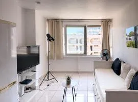 À 400m de la mer, 36m2, lumineux, calme en centre-ville
