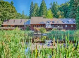 Gig Harbor Log Estate w/ Classic Cars & Game Room!