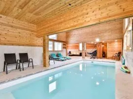 Villa with INDOOR POOL foot of hunter mountain