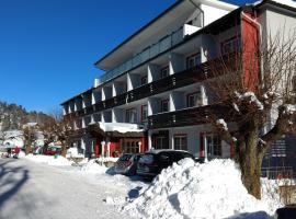 Hotel Thier, hotel di Mönichkirchen