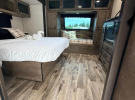 깁슨스에 위치한 호텔 Gibsons Creek RV Resort and Campground
