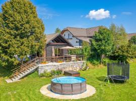 Family Friendly Kraševec Lodge - Happy Rentals, hotel a Velike Bloke