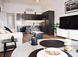 Studio Two Art Deco Escape - 5mins to Geelong CBD