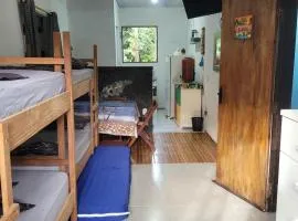 Hospedagem - Studio em Camburi das Pedras - poucos passos da praia