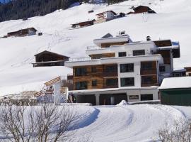 Alps Tux, hotel in Tux