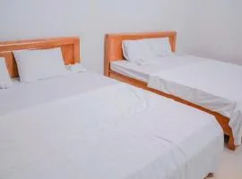 Tám bảy