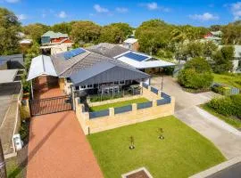 Cozy Pet-Friendly Busselton Retreat