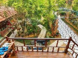 Hồ Trâm Homestay A Lưới