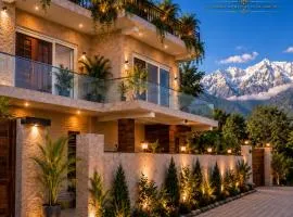 SAAR Palampur Villa 5 BHK With Dhauladhaar Mountains View